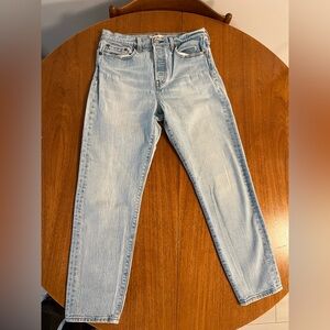 Women’s Levi jeans.